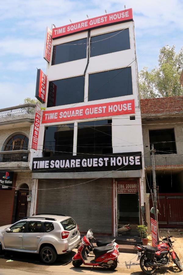 Time Square Guest House Džalandhar Exteriér fotografie